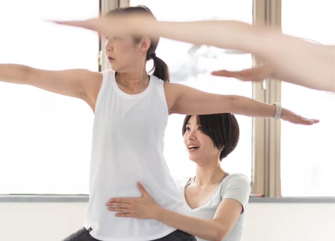 N yoga studioのレッスン風景